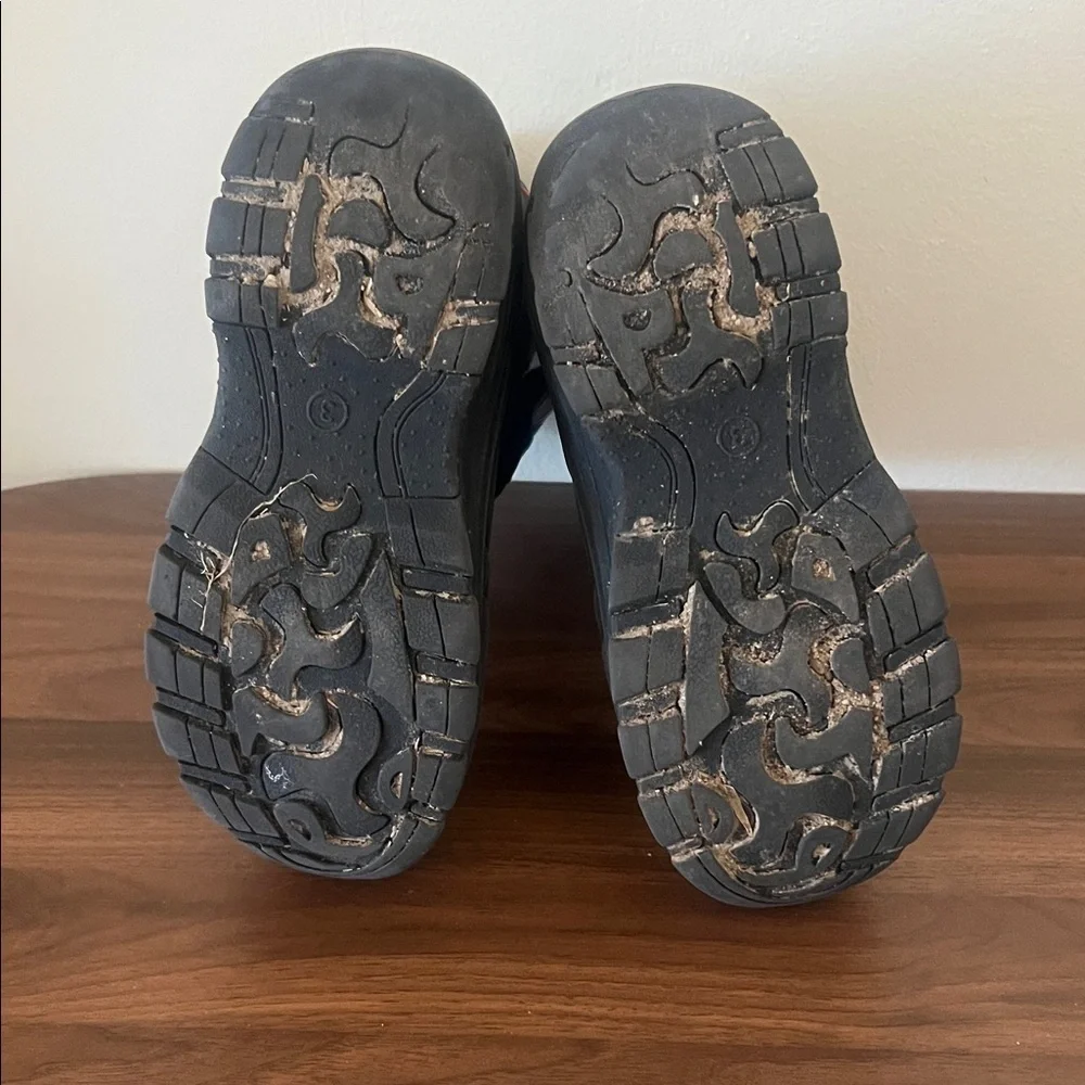Kids Black and Gray Winter Boots Size 3